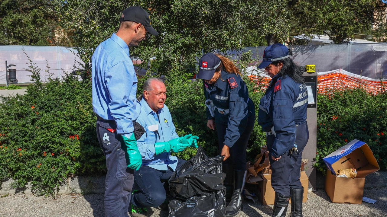Gli ispettori ambientali sono attivi nel monitoraggio sul Comune di Pieve a Nievole dallo scorso settembre Gli ispettori ambientali sono attivi nel monitoraggio sul Comune di Pieve a Nievole dallo scorso settembre