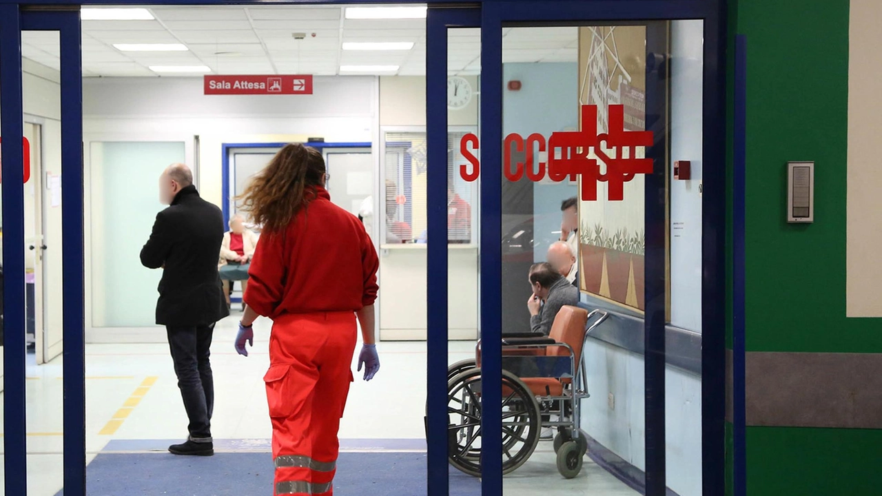 Mamma e figlia trasportati in ospedale a Perugia Mamma e figlia trasportati in ospedale a Perugia