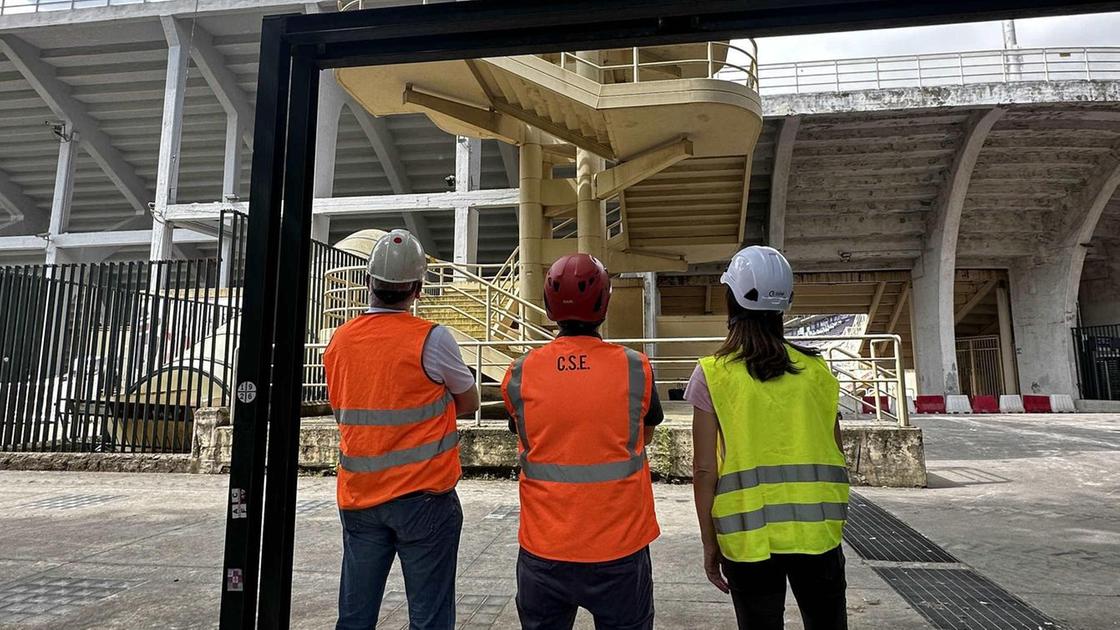 Dopo i fondi c’è il sogno Europei. Stadi, sfida tra Franchi e dieci big: "Un grande risultato per Firenze" Dopo i fondi c’è il sogno Europei. Stadi, sfida tra Franchi e dieci big: "Un grande risultato per Firenze"