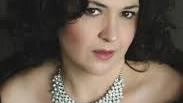Oggi alle 18 nella Sala Ferrario di Villa Bertelli la scrittrice Lisa Domenici, critico musicale e giornalista, presenta il libro... Oggi alle 18 nella Sala Ferrario di Villa Bertelli la scrittrice Lisa Domenici, critico musicale e giornalista, presenta il libro...