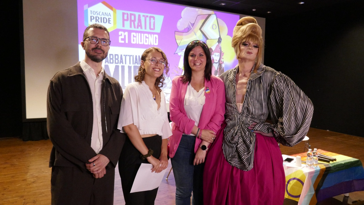 La presentazione del Toscana Pride 2025 che si terrà a Prato il 21 giugno La presentazione del Toscana Pride 2025 che si terrà a Prato il 21 giugno