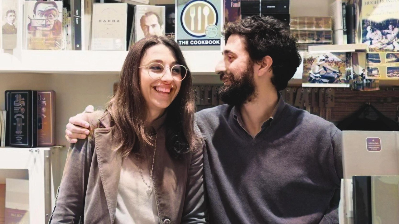 Librerie indipendenti, è allarme a Firenze: "Molti ci dicono di resistere. Poi escono e vanno su Amazon"
