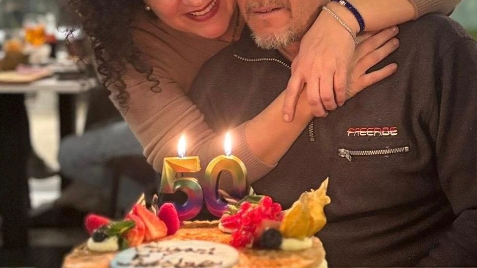 Fabrizio e Lisa Lascialfari, 53 anni anni,. direttrice dell’ufficio postale di Prato 13 Fabrizio e Lisa Lascialfari, 53 anni anni,. direttrice dell’ufficio postale di Prato 13