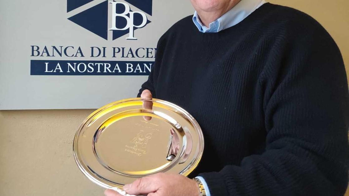 https://www.lanazione.it/image-service/view/acePublic/alias/contentid/OGUxYTc1NzMtZDRiZi00/0/la-kermesse-del-gusto-il-gentleman-chef-biagioni-protagonista-a-enolia.jpeg?f=16:9&w=1200&h=630