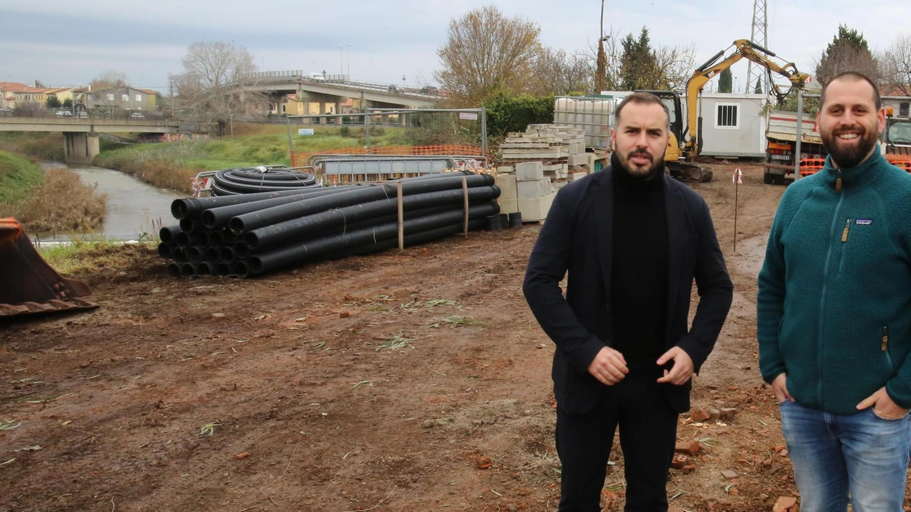 Scattano i lavori per una pista di 180 metri che collegherà i due paesi. Sopralluogo con l’assessore Belli: "Un investimento atteso da tempo". Scattano i lavori per una pista di 180 metri che collegherà i due paesi. Sopralluogo con l’assessore Belli: "Un investimento atteso da tempo".