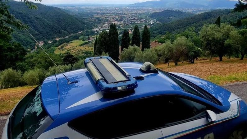 L’uomo di 51 anni è responsabile di atti persecutori nei confronti dei titolari di un locale nella zona di Porta dei Borghi: numerosi gli episodi a partire dal giugno scorso con anche danneggiamenti agli arredi. L’uomo di 51 anni è responsabile di atti persecutori nei confronti dei titolari di un locale nella zona di Porta dei Borghi: numerosi gli episodi a partire dal giugno scorso con anche danneggiamenti agli arredi.