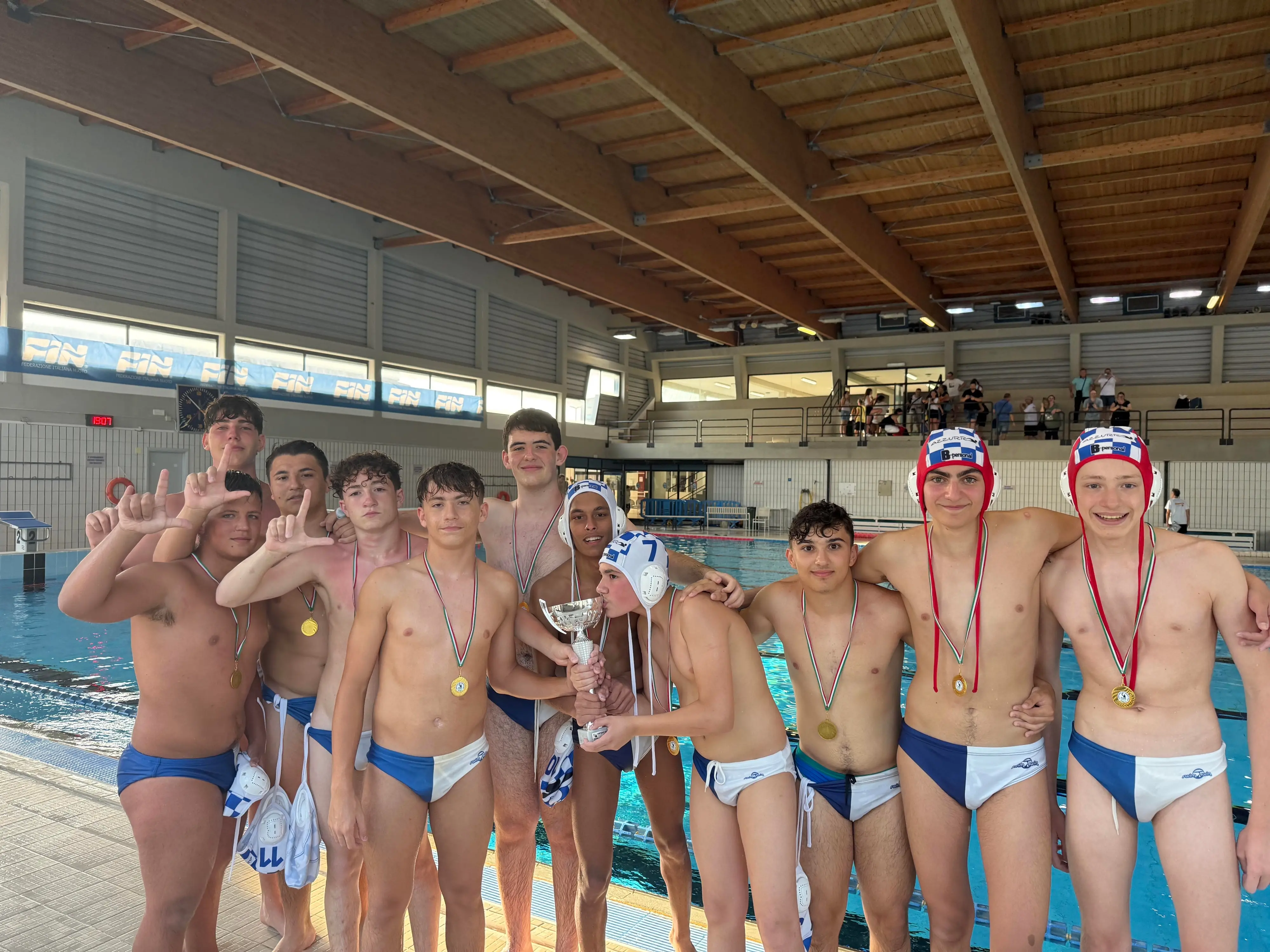 Pallanuoto, gli U16 dell'Azzurra si laureano campioni toscani