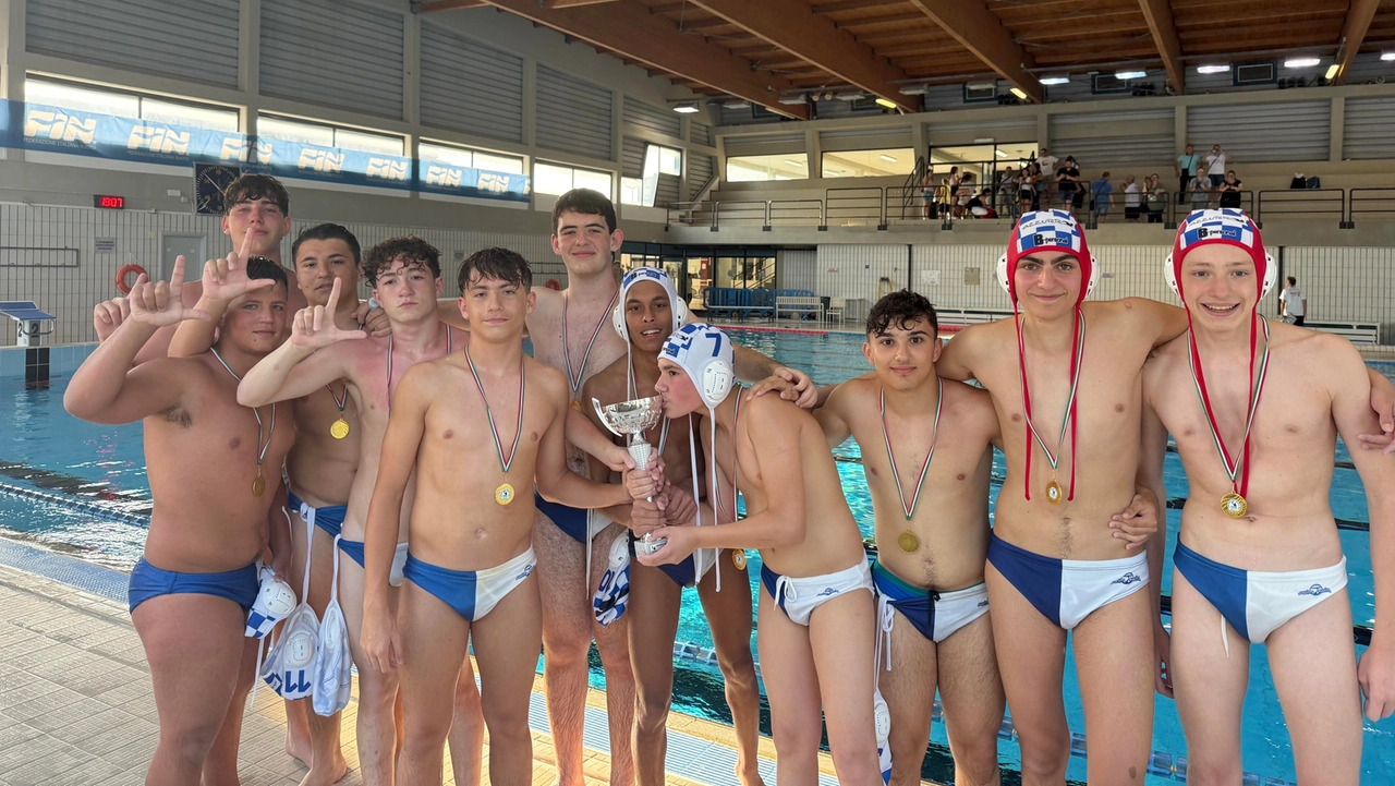 Pallanuoto, gli U16 dell'Azzurra si laureano campioni toscani