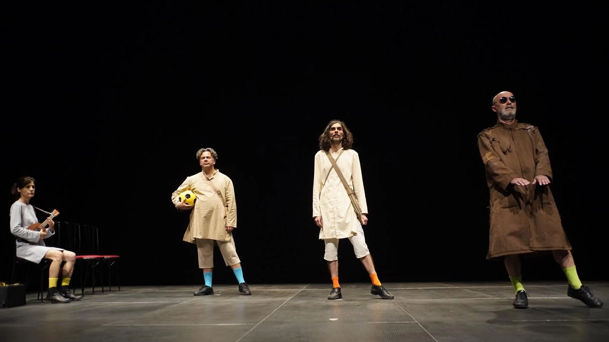 Venerdì sera a teatro in Toscana: due spettacoli imperdibili tra storia e satira. Da Giorgio Ambrosoli a Pluto, la cultura teatrale si fa riflessione e intrattenimento. Venerdì sera a teatro in Toscana: due spettacoli imperdibili tra storia e satira. Da Giorgio Ambrosoli a Pluto, la cultura teatrale si fa riflessione e intrattenimento.