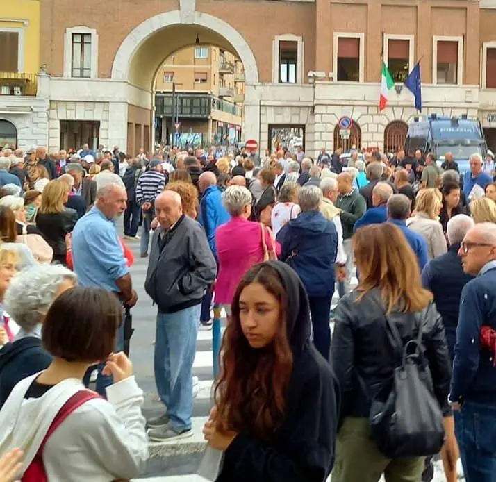 In piazza per dire “no“ alla guerra