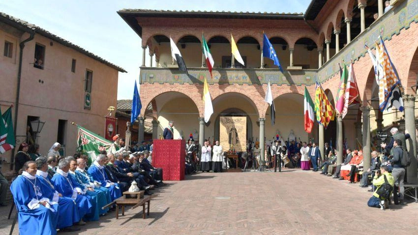 Il 1° ottobre di venticinque anni fa veniva proclamata compatrona d’Europa Il 1° ottobre di venticinque anni fa veniva proclamata compatrona d’Europa