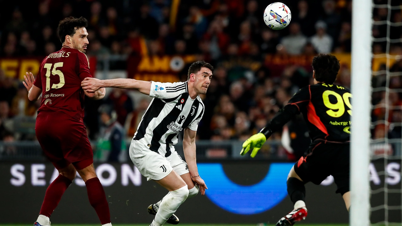 Juve, cose turche per Vlahovic: lo cercano Gala e Fenerbahce. Muani: ipotesi prestito