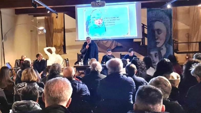 Tante persone hanno preso parte all’incontro al Palazzo del Podestà dove si è parlato della storia di Irene Sendler Tante persone hanno preso parte all’incontro al Palazzo del Podestà dove si è parlato della storia di Irene Sendler
