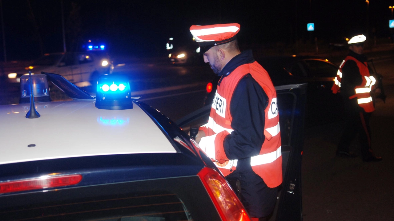 C’è grande impegno dei carabinieri ma il territorio da controllare è talmente vasto e le case isolate che i malviventi continuano a tentare i colpi, uno dietro l’altro. Sull’Amiata si chiede a gran voce che venga istituita la Compagnia dell’Arma (foto di repertorio) C’è grande impegno dei carabinieri ma il territorio da controllare è talmente vasto e le case isolate che i malviventi continuano a tentare i colpi, uno dietro l’altro. Sull’Amiata si chiede a gran voce che venga istituita la Compagnia dell’Arma (foto di repertorio)