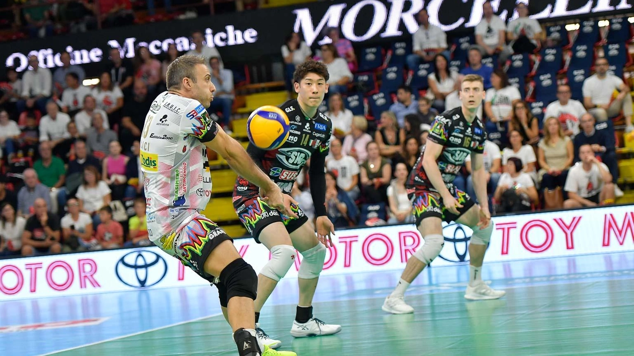 L’esperto libero Massimo Colaci: «Siamo ancora all’inizio della stagione e ci stiamo conoscendo in squadra» L’esperto libero Massimo Colaci: «Siamo ancora all’inizio della stagione e ci stiamo conoscendo in squadra»