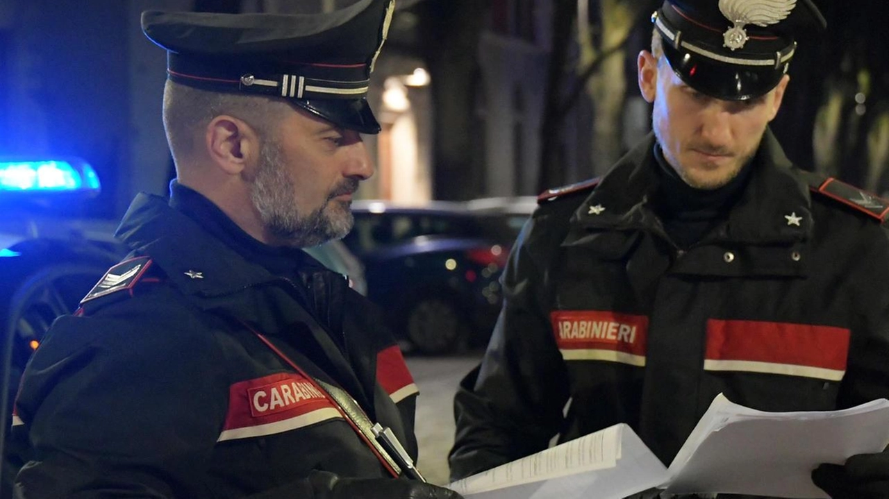 Il 19enne è stato in osservazione per alcune ore dopo un colpo alla nuca Sono intervenuti i carabinieri che hanno ascoltato la sua ricostruzione. Il 19enne è stato in osservazione per alcune ore dopo un colpo alla nuca Sono intervenuti i carabinieri che hanno ascoltato la sua ricostruzione.