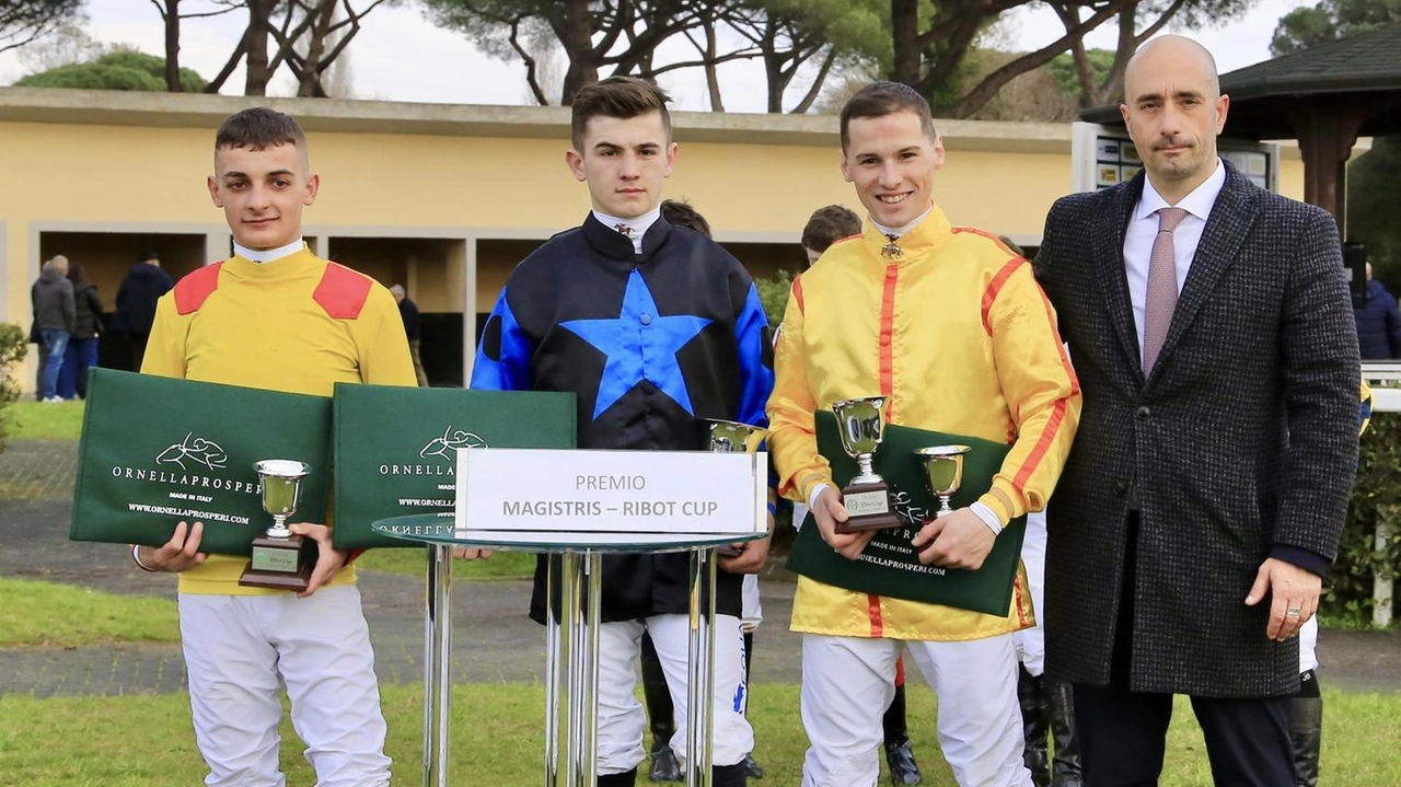 San Rossore, premio Stefano Cherchi: in lacrime il padre del fantino scomparso San Rossore, premio Stefano Cherchi: in lacrime il padre del fantino scomparso