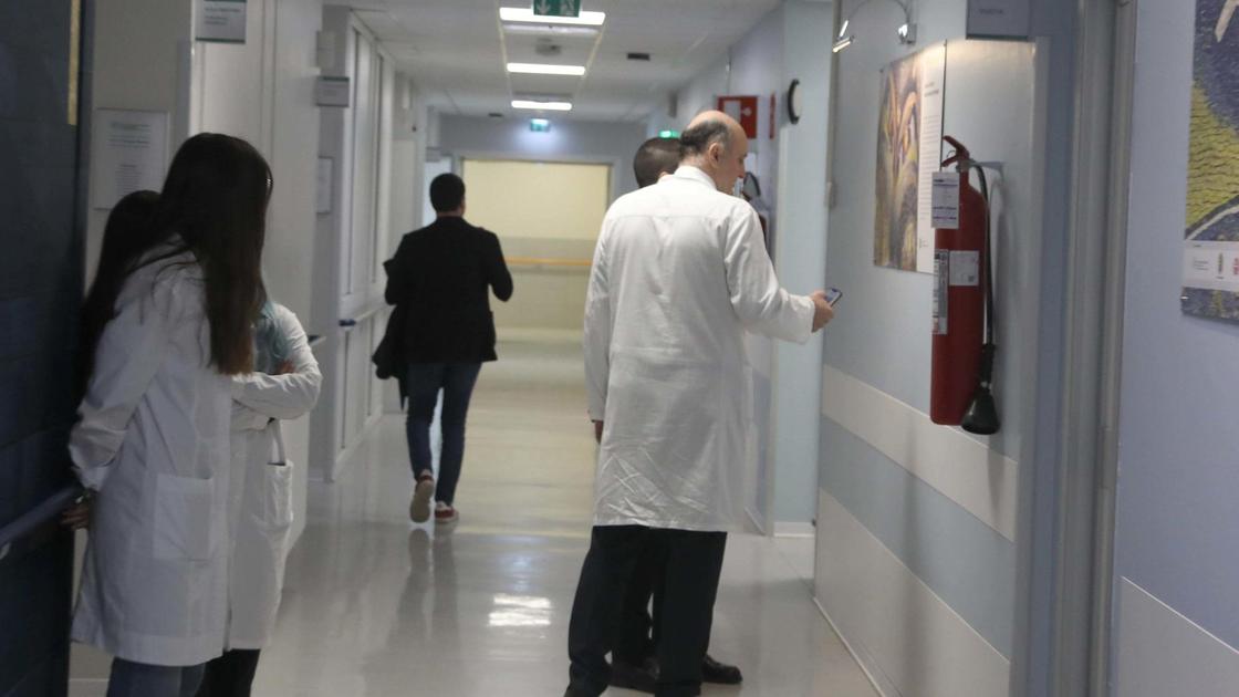  soldi no chiedo solo le scuse dimesso presto la moglie rilancia e la asl apre un indagine interna