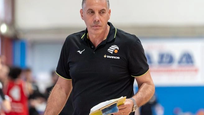 La Tarros affronta Gallarate nei playout di B Interregionale, cercando di mantenere alta la concentrazione per vincere. La Tarros affronta Gallarate nei playout di B Interregionale, cercando di mantenere alta la concentrazione per vincere.