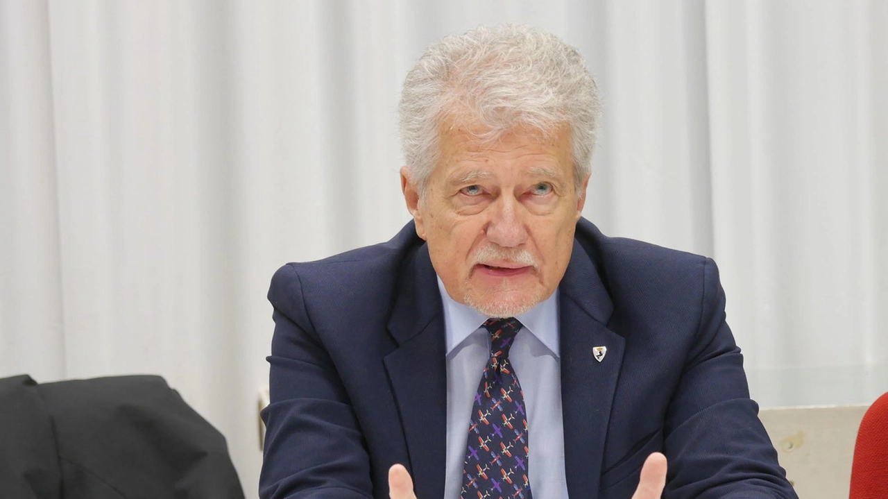 Il primo cittadino Alessandro Ghinelli: «Sono profondamente indignato» Il primo cittadino Alessandro Ghinelli: «Sono profondamente indignato»