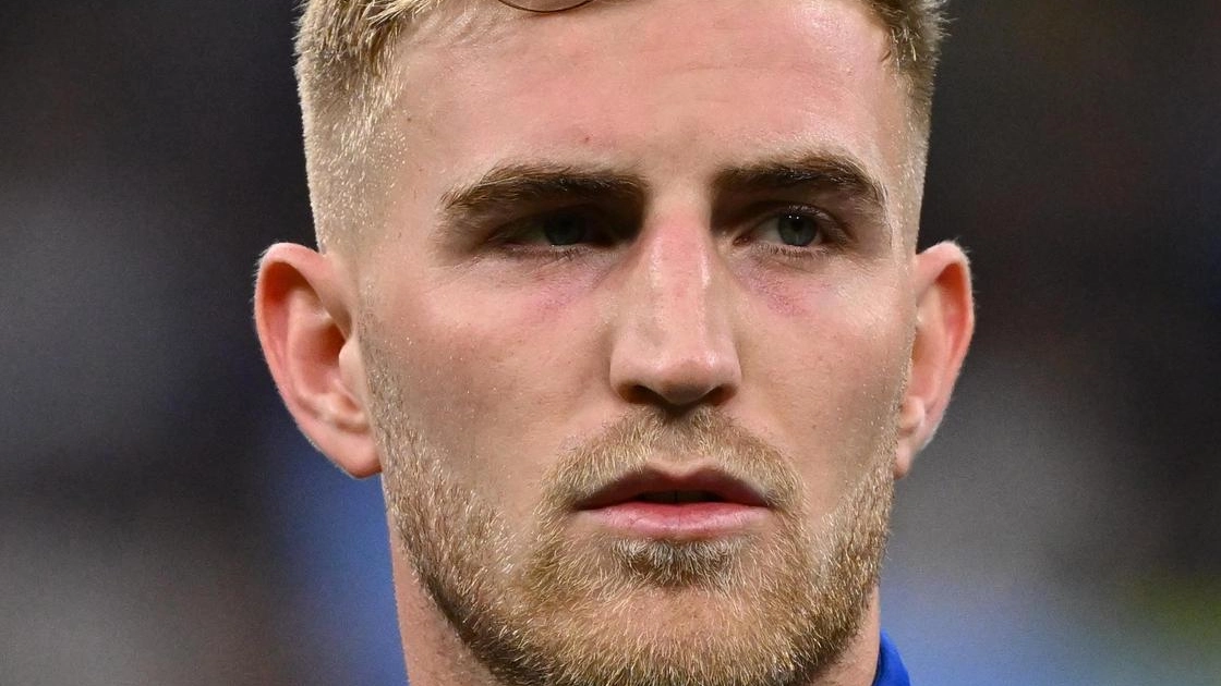 Verrebbe da chiedersi cosa penserà Nicolas Valentini della prospettiva (sempre più probabile) di andare a giocare di nuovo in prestito,... Verrebbe da chiedersi cosa penserà Nicolas Valentini della prospettiva (sempre più probabile) di andare a giocare di nuovo in prestito,...