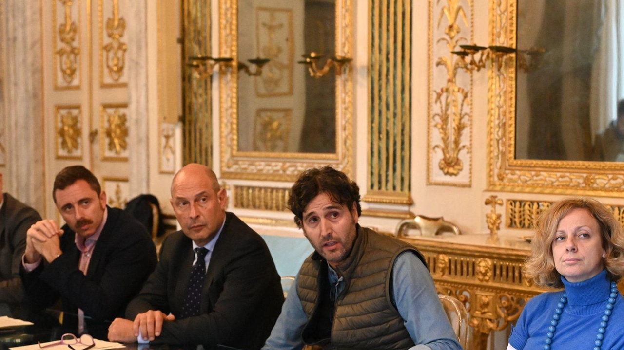 Per la sosta si aggiunge anche l’area Gaddi e quella del Molino Pardini. Oltre l’87 per cento dei posti già prenotati nelle date clou del Festival. Per la sosta si aggiunge anche l’area Gaddi e quella del Molino Pardini. Oltre l’87 per cento dei posti già prenotati nelle date clou del Festival.