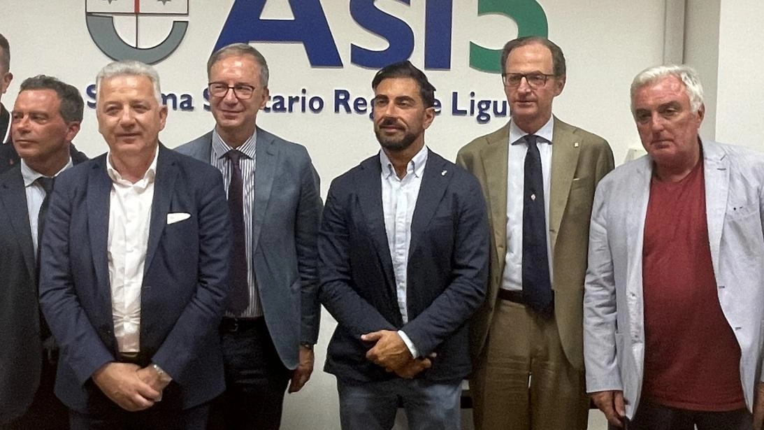 Cavagnaro sui disagi causati dal black out informativo e dal caldo "Ereditato problemi strutturali. Il disservizio c’è stato, ma ora è tutto a posto". Sindaci e amministratori di centrosinistra non ci stanno: "Situazione grave".
