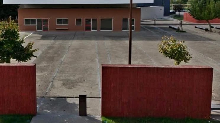 L’ex area di servizio Baciocchi di Ponte Rio diventerà piazza Luigi Carbonari: omaggio all’imprenditore che fondò l’azienda Marzia (nel riquadro) L’ex area di servizio Baciocchi di Ponte Rio diventerà piazza Luigi Carbonari: omaggio all’imprenditore che fondò l’azienda Marzia (nel riquadro)