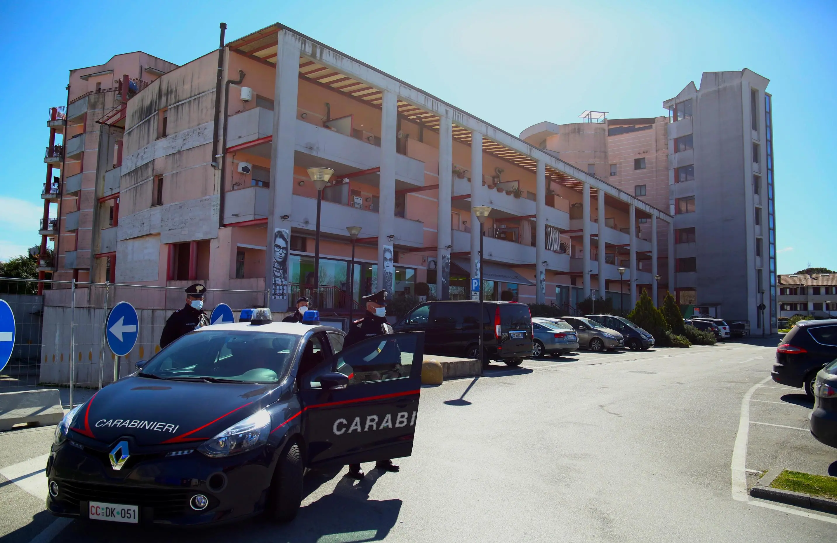 "Basta allo scempio del Palazzo rosa"