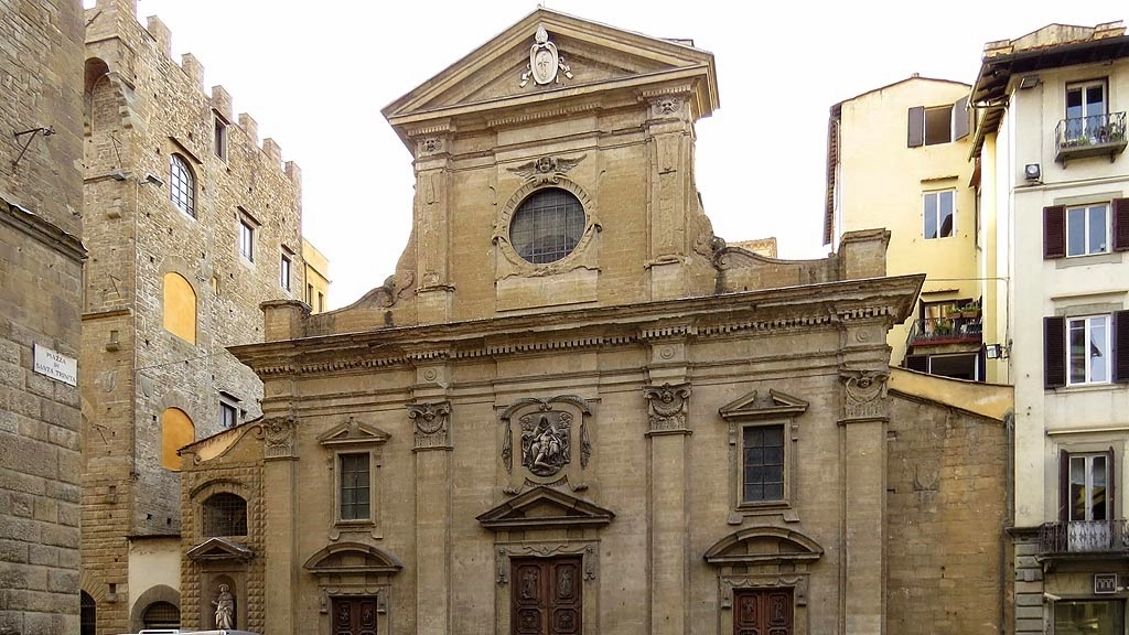 La chiesa di Santa Trinita: è qui che i Custodi del Bello sono entrati in azione, ripulendo l'edificio dalle scritte La chiesa di Santa Trinita: è qui che i Custodi del Bello sono entrati in azione, ripulendo l'edificio dalle scritte