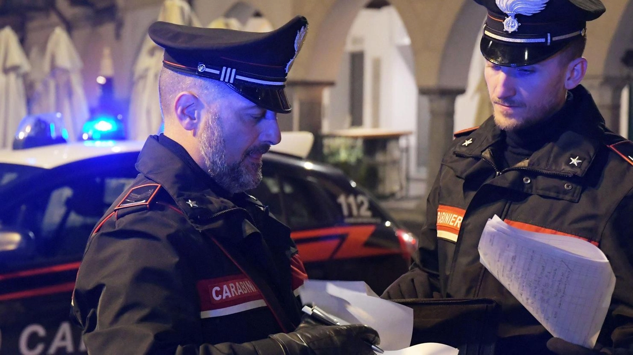 Raffica di controlli da parte dei carabinieri sulle strade del territorio della provincia: le operazione del radiomobile della compagnia di Pisa e di quella di San Miniato Raffica di controlli da parte dei carabinieri sulle strade del territorio della provincia: le operazione del radiomobile della compagnia di Pisa e di quella di San Miniato