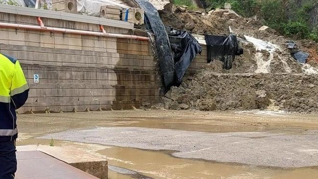Un’immagine del crollo all’ex Cava Fornace avvenuto oltre un anno fa Un’immagine del crollo all’ex Cava Fornace avvenuto oltre un anno fa