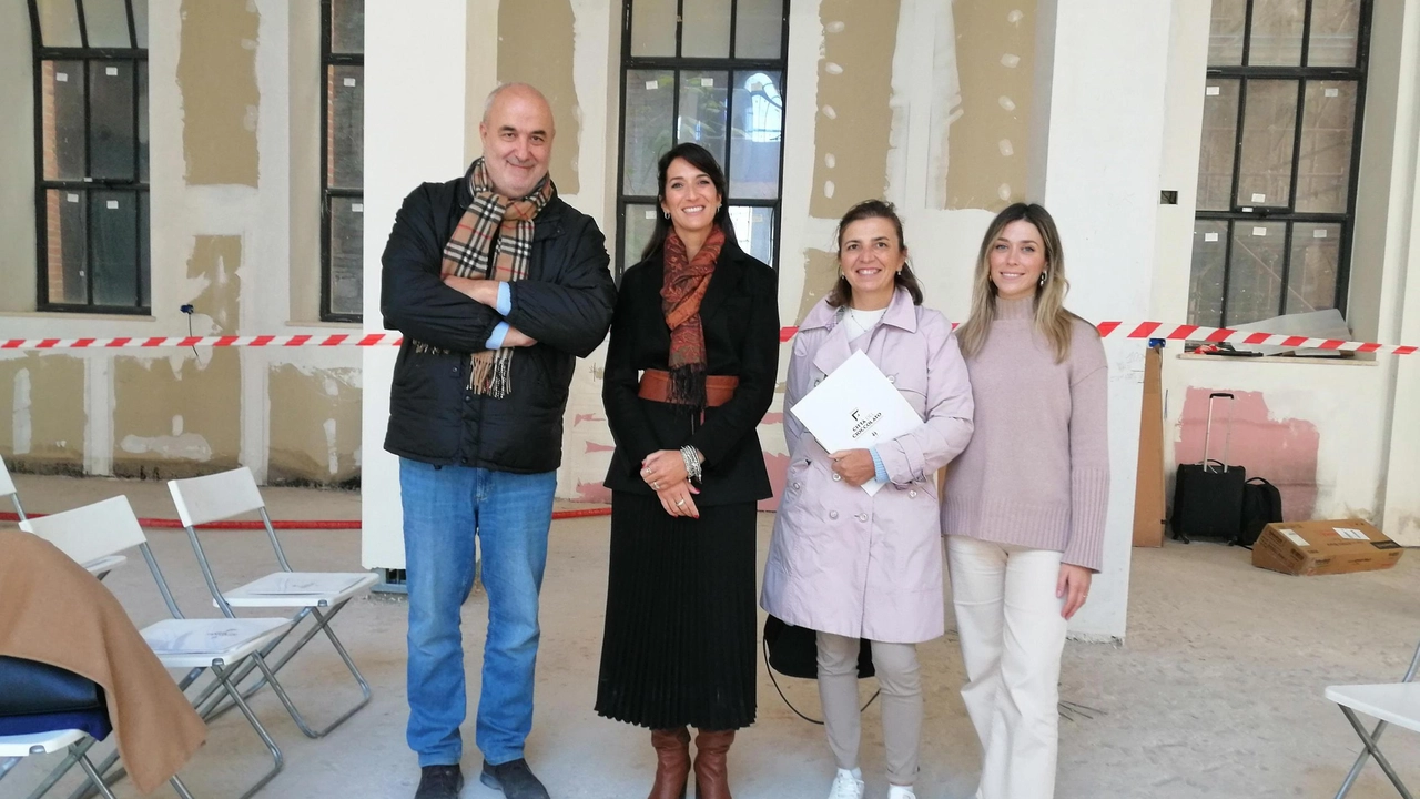 Il progetto è stato presentato nel cantiere del Mercato Coperto Il progetto è stato presentato nel cantiere del Mercato Coperto