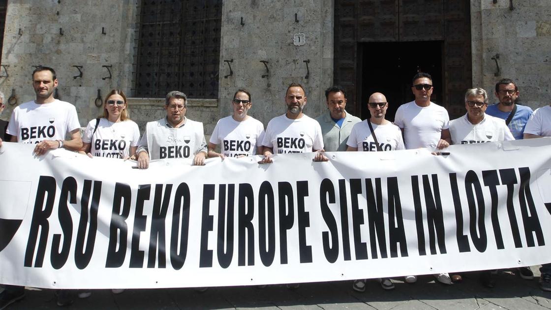 Via libera alla società con Invitalia. L’impegno del Comune per Beko Via libera alla società con Invitalia. L’impegno del Comune per Beko