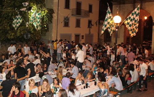Giostra, mercoledì riaprono tutti e quattro i quartieri Giostra, mercoledì riaprono tutti e quattro i quartieri