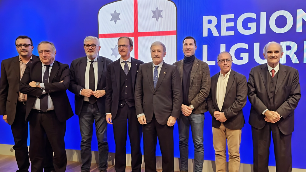 Il presidente Bucci e l’assessore Giampedrone con. i nuovi commissari Il presidente Bucci e l’assessore Giampedrone con. i nuovi commissari