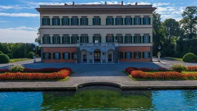 Domenica alle ore 11 la conferenza sulla figura di Mimì Pecci Blunt a cui seguirà una. guidata al Parco e a Villa Reale con guida turistica Domenica alle ore 11 la conferenza sulla figura di Mimì Pecci Blunt a cui seguirà una. guidata al Parco e a Villa Reale con guida turistica