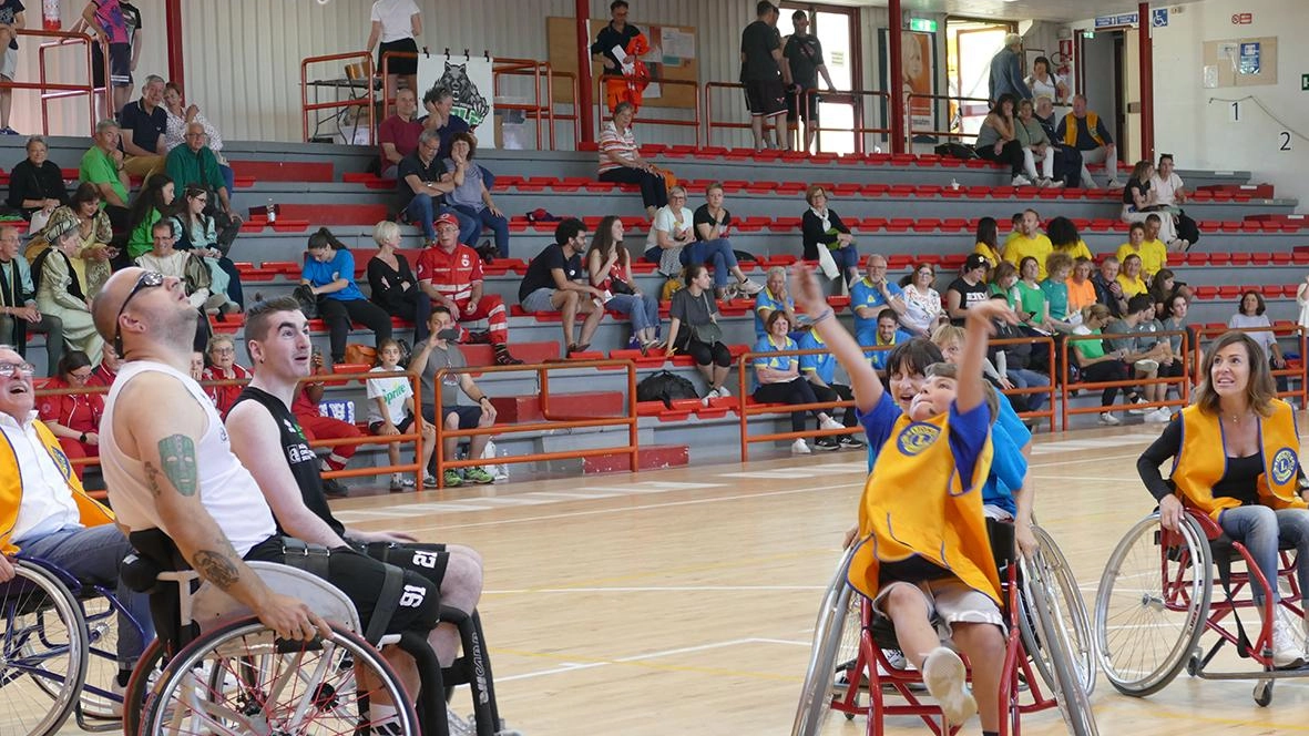 Basket in carrozzina cinque contro cinque, via alle iscrizioni