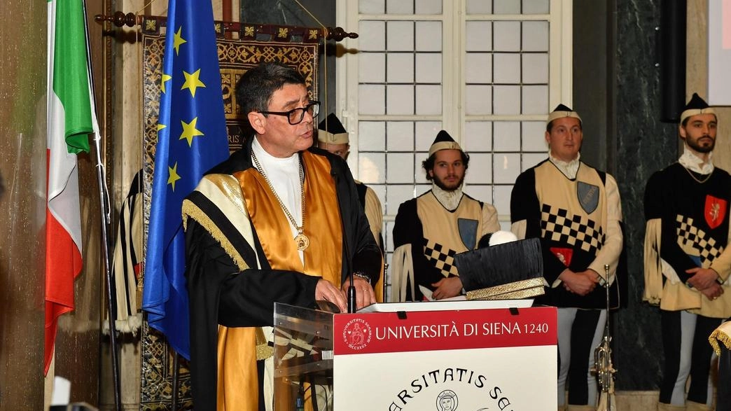 La Crui ha istituito la Giornata nazionale delle Università il 20 marzo, in coincidenza con la Giornata internazionale della felicità: lo slogan è ’Università svelate’ La Crui ha istituito la Giornata nazionale delle Università il 20 marzo, in coincidenza con la Giornata internazionale della felicità: lo slogan è ’Università svelate’