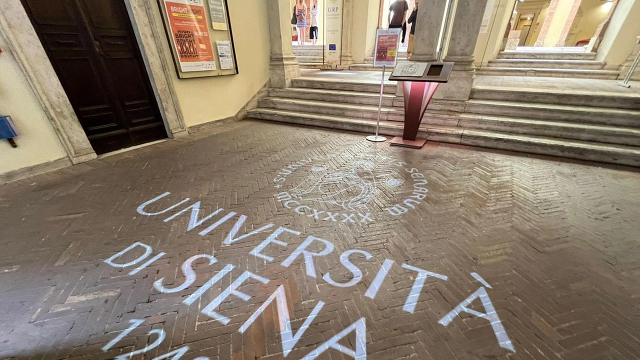 Le strutture dell’Università rimarranno chiuse per la pausa estiva da domani al 17 agosto. La chiusura riguarda sia le... Le strutture dell’Università rimarranno chiuse per la pausa estiva da domani al 17 agosto. La chiusura riguarda sia le...