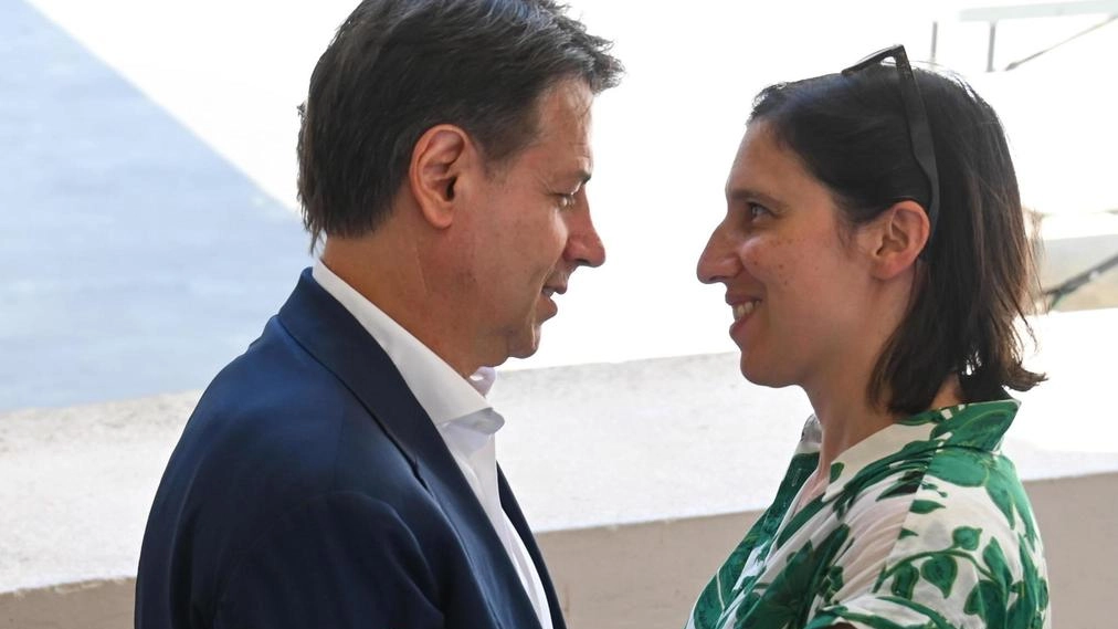 Elly Schlein. , segretaria Pd, e il presidente del M5S Giuseppe Conte al Giffoni Festival Elly Schlein. , segretaria Pd, e il presidente del M5S Giuseppe Conte al Giffoni Festival