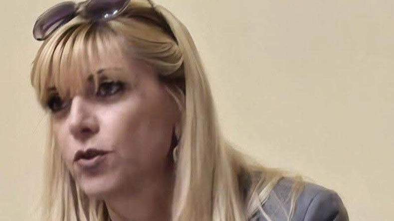 Pd, l’inserimento di Simona Querci nel listino bloccato apre la strada del doppio consigliere eletto. Punta a due rappresentanti anche Fratelli d’Italia, mentre il partito di Salvini rinuncia a Baroncini e Bartolini .