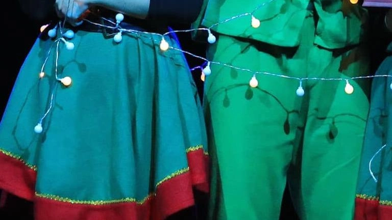 "Una ricetta di Natale", ecco il titolo dello spettacolo di Francesco Cappai per la regia di Leonardo Tommaso e Francesco... "Una ricetta di Natale", ecco il titolo dello spettacolo di Francesco Cappai per la regia di Leonardo Tommaso e Francesco...