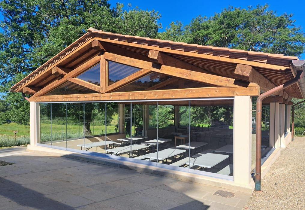 https://www.lanazione.it/image-service/view/acePublic/alias/contentid/OTFhMGQzOWUtZmQxNy00/0/la-fattoria-di-ramarella-e-verde-pronto-limpianto-fotovoltaico.jpeg