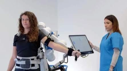 Una dimostrazione delle modalità di utilizzo dell’innovativo dispositivo Una dimostrazione delle modalità di utilizzo dell’innovativo dispositivo