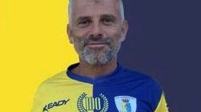 Gigi Grassi, cinque gol in campionato, capitano del Castelnuovo Gigi Grassi, cinque gol in campionato, capitano del Castelnuovo