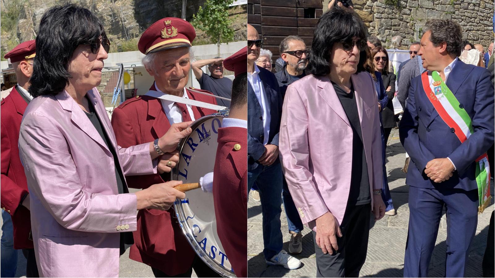 Al Maggio Castiglionese suona Marky Ramone: “Felice di essere un vostro cittadino” Al Maggio Castiglionese suona Marky Ramone: “Felice di essere un vostro cittadino”
