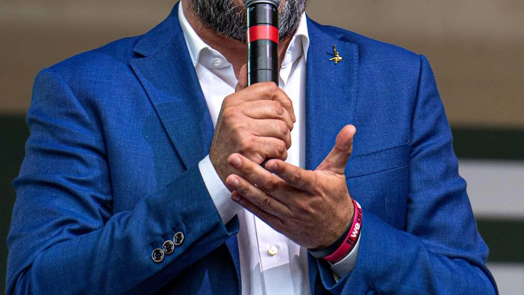 Matteo Salvini a Terni per sostenere la Giunta regionale umbra: la Lega punta alla continuità nel buon governo di Tesei, criticando la sinistra e promuovendo risultati concreti in sanità e infrastrutture. Matteo Salvini a Terni per sostenere la Giunta regionale umbra: la Lega punta alla continuità nel buon governo di Tesei, criticando la sinistra e promuovendo risultati concreti in sanità e infrastrutture.
