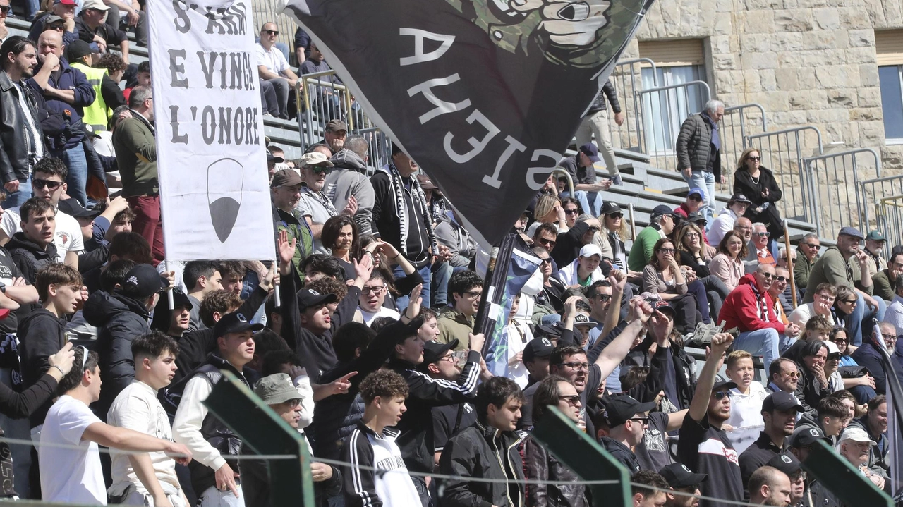 La Robur Siena affronta la nuova stagione con la coppia Bellazzini-Lelli, puntando su giovani talenti e strategie di mercato. La Robur Siena affronta la nuova stagione con la coppia Bellazzini-Lelli, puntando su giovani talenti e strategie di mercato.