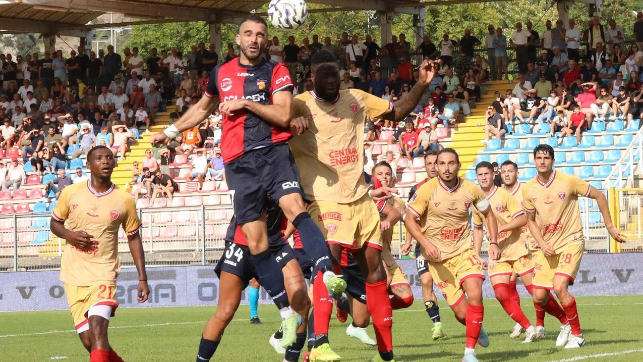 I rossoblù di Di Carlo hanno conquistato cinque punti in questo avvio di stagione con due pari e un successo I rossoblù di Di Carlo hanno conquistato cinque punti in questo avvio di stagione con due pari e un successo